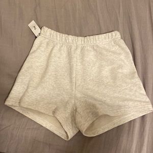 Aritzia airy af fleece hi rise sweatshorts heather